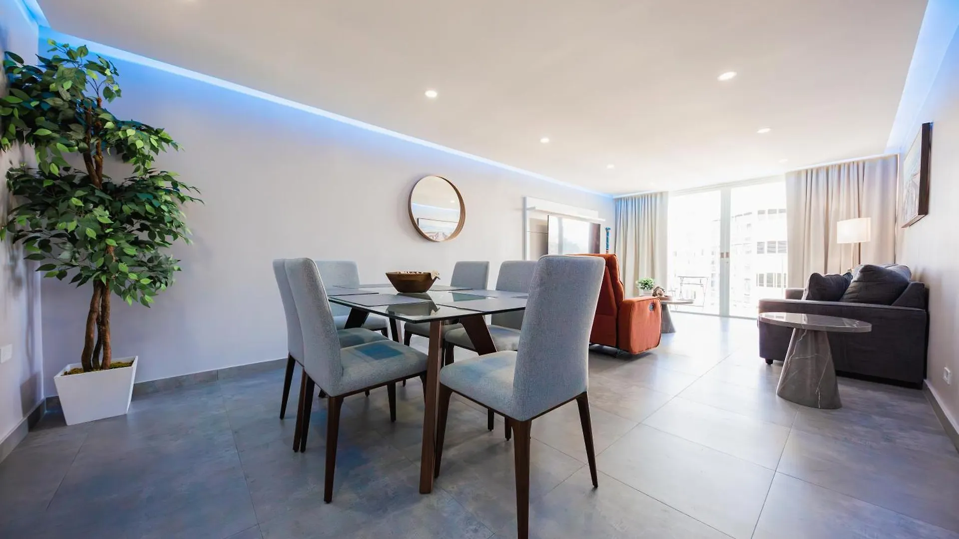 Aparthotel Esj Towers By Chana San Juan